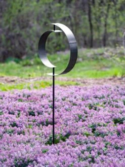 Corten Circle Garden Sculpture -Optimal Garden Care 8611061 0617 tif