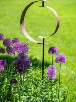 Corten Circle Garden Sculpture -Optimal Garden Care 8611061 153 tif