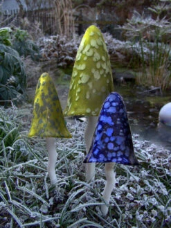 Potting Shed Tinkling Toadstool Sculptures, Set Of 3 -Optimal Garden Care 8611730 win 05v
